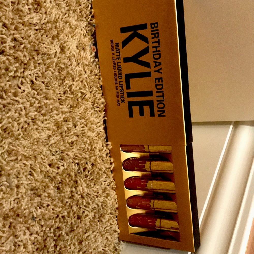 Lipstick Kylie birthday edition